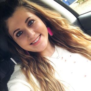 Meet your Posher, Brianna